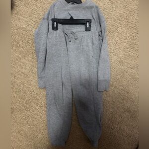 Athleta Kids Gray Cozy Sweatshirt and Jogger Set